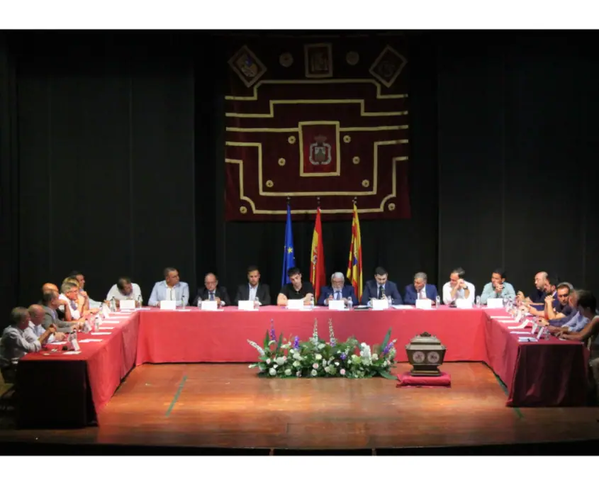 Imagen de «El 17 de julio de 2023 se celebró la Sesión de Constitución de la Comarca Campo de Borja en el Cine Teatro Cervantes de Borja.»