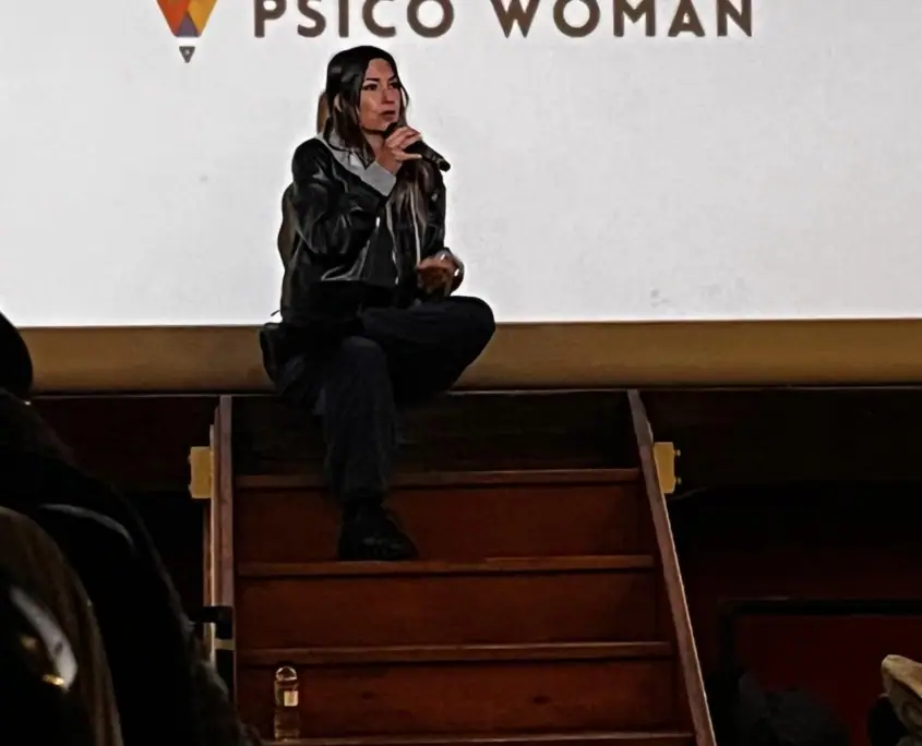 Imagen de «Fotos: Charla con La Psico Woman»